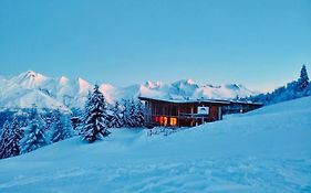 L'aiguille Grive Chalets Hotel  4*